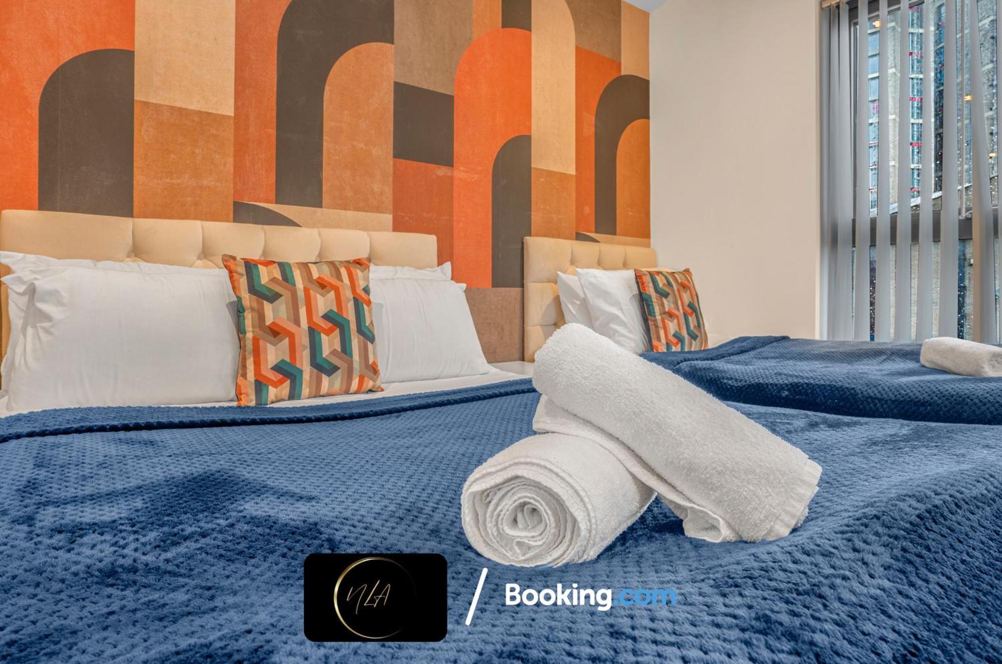 City Centre Apartment With Free Parking, 2 Bathrooms, Netflix And Wifi - Suitable For Contractors And Families - By Noor Luxury Accommodations เบอร์มิงแฮม ภายนอก รูปภาพ