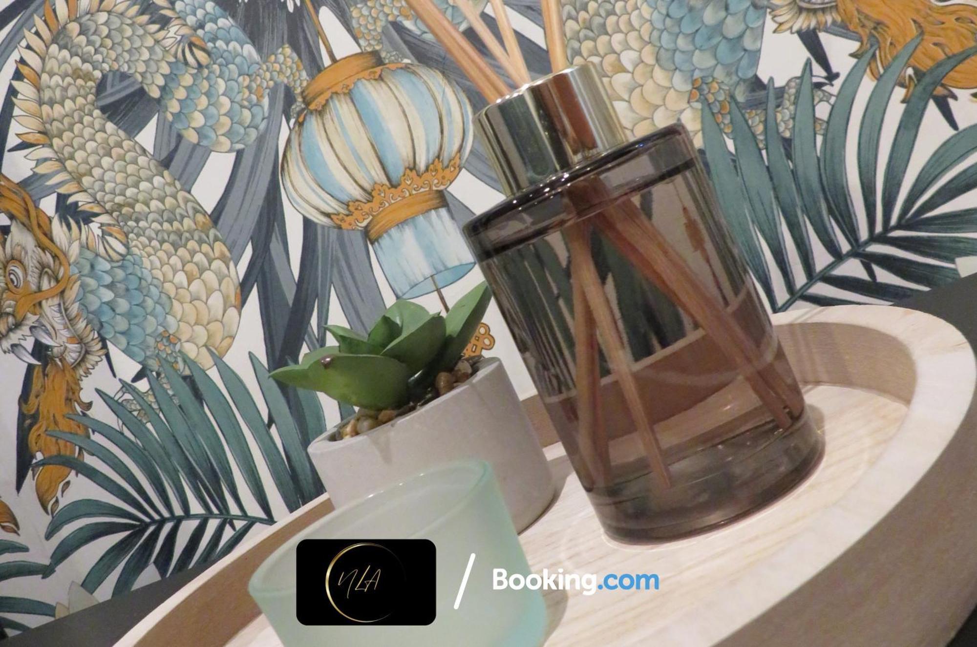 City Centre Apartment With Free Parking, 2 Bathrooms, Netflix And Wifi - Suitable For Contractors And Families - By Noor Luxury Accommodations เบอร์มิงแฮม ภายนอก รูปภาพ